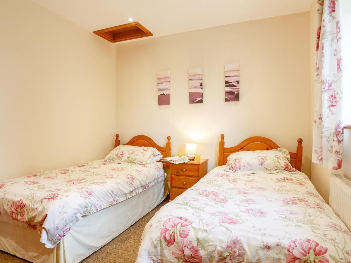 2 Black Horse Cottages Pentraeth Buitenkant foto